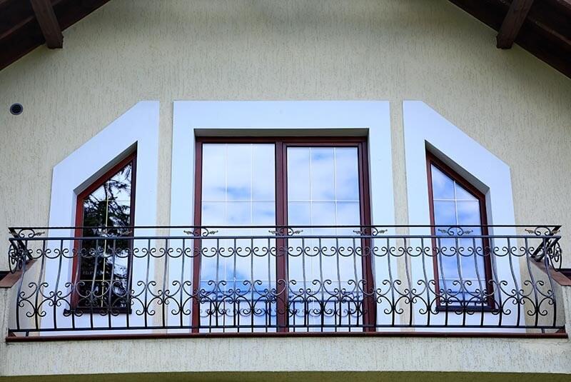  cottage-with-wooden-windows-of-Minsk-balconen-gruppe