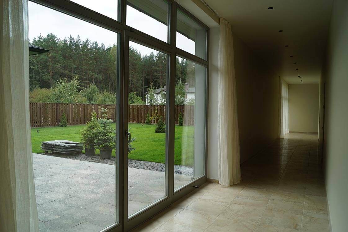 входная группа из дерева 1